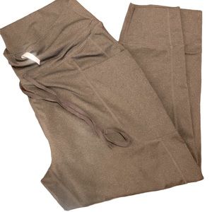 Fabletics Women’s Athletic Legging XL